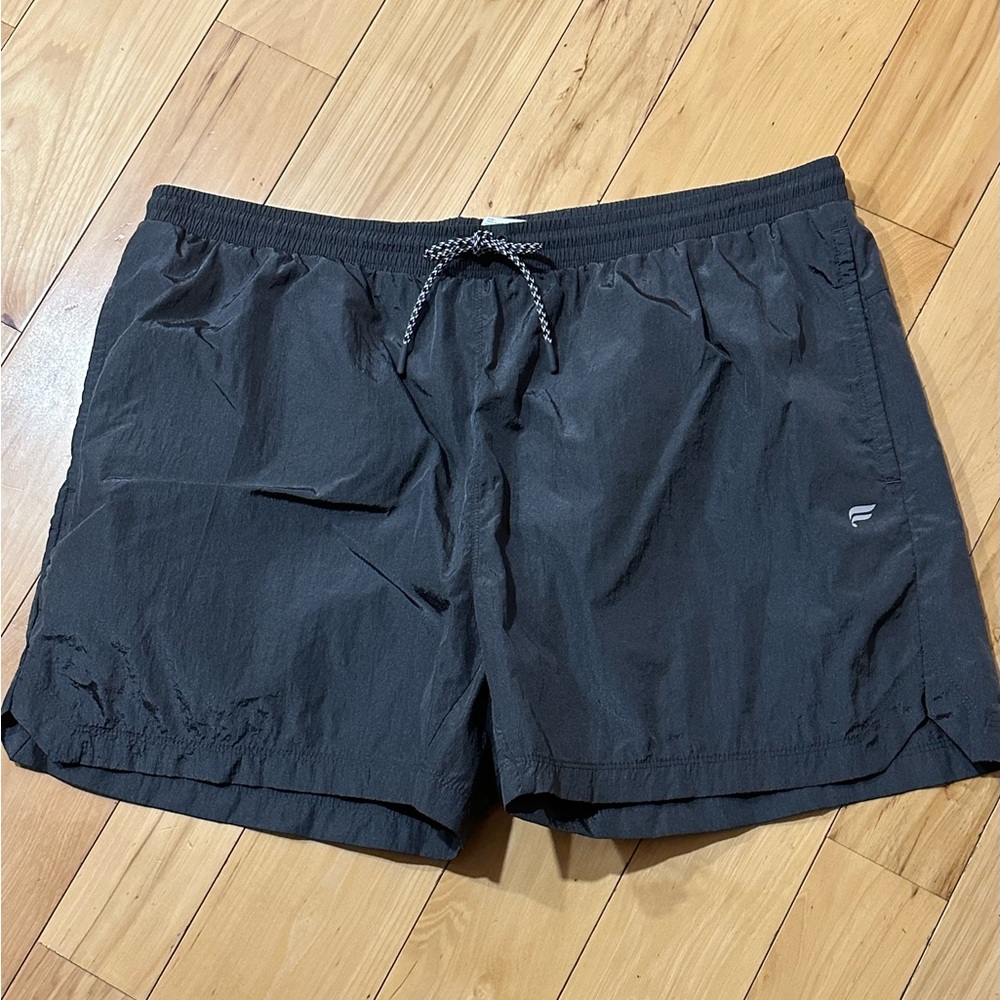 NWOT Fabletics Men’s Swim Trunks